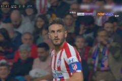 巴塞罗那续约加维：足球青训成果与未来之星战略眼光