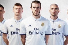 梅西C罗进球对决：足球史上的进球纪录与传奇之争